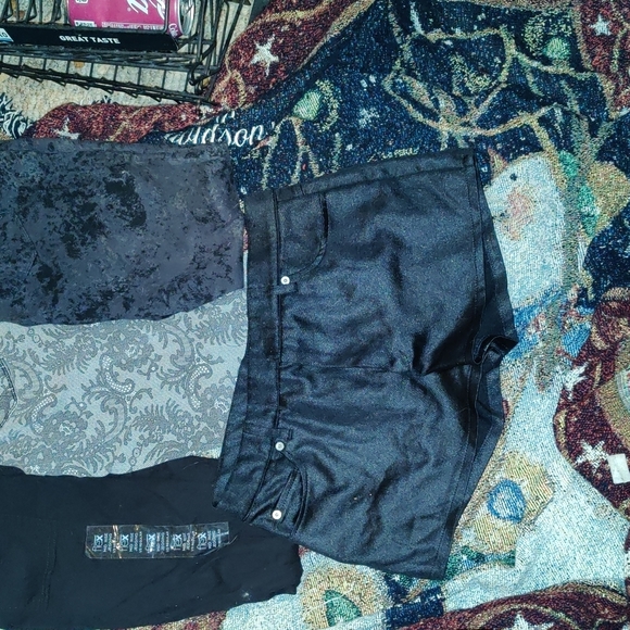 Hugh bundle of Nwt women's clothes N more - Picture 2 of 14